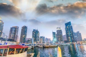 Rinnovo licenza commerciale a Dubai - tempistiche, costi e procedura completa