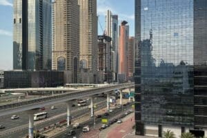 Dubai agenda economica D33 - obiettivi, settori strategici e opportunità di crescita al 2033