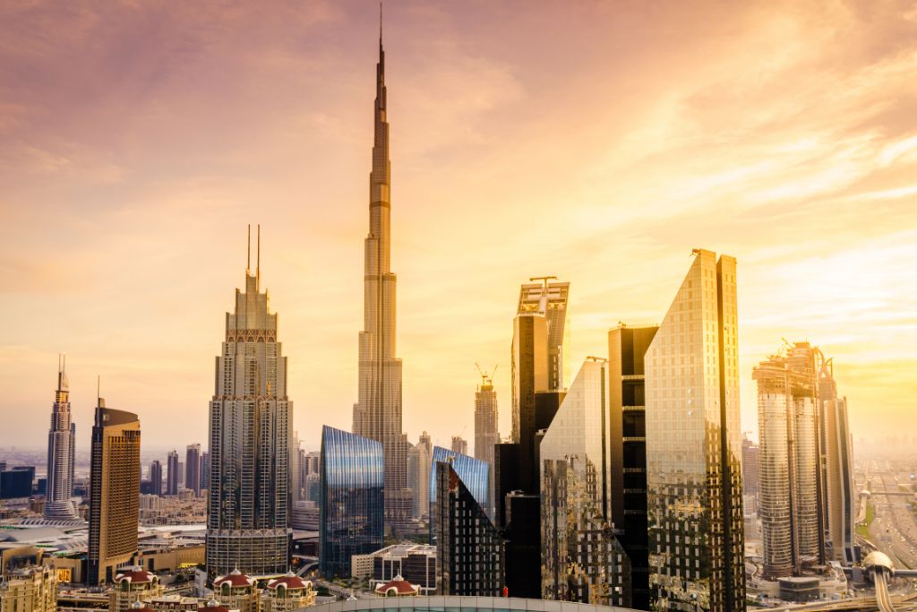 Liquidità aziendale in eccesso a Dubai - come gestirla e investirla per farla rendere
