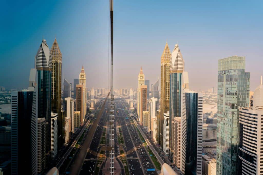 Assicurazione aziendale a Dubai - tipologie, coperture e come scegliere la polizza giusta