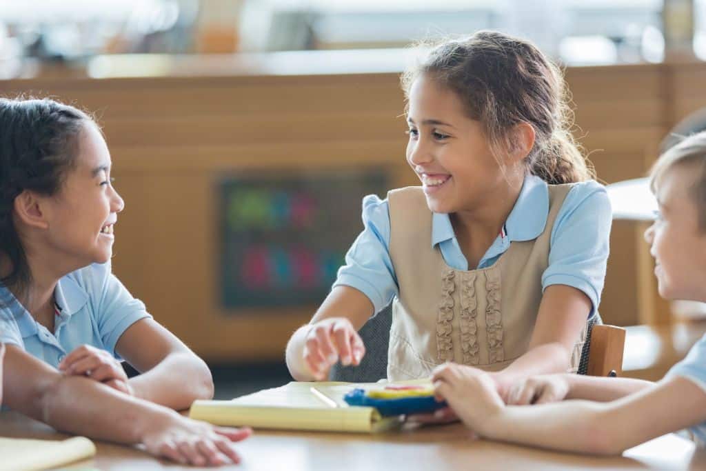 Aprire una scuola privata a Dubai: requisiti, licenze e passaggi per avviare l'attività