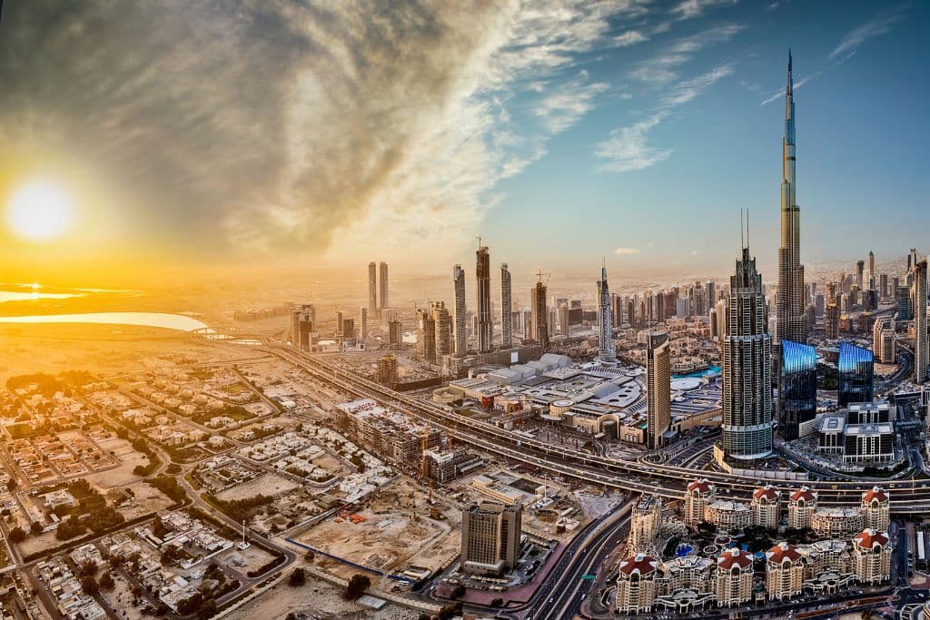 Rischio di cambio AED euro - come gestirlo e proteggere i tuoi affari tra Emirati e Europa