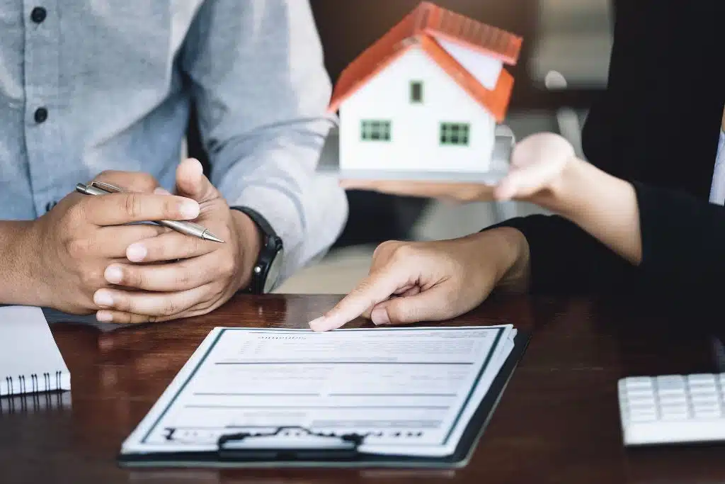 Acquistare un terreno a Dubai - procedura, zone freehold e cosa sapere prima di investire