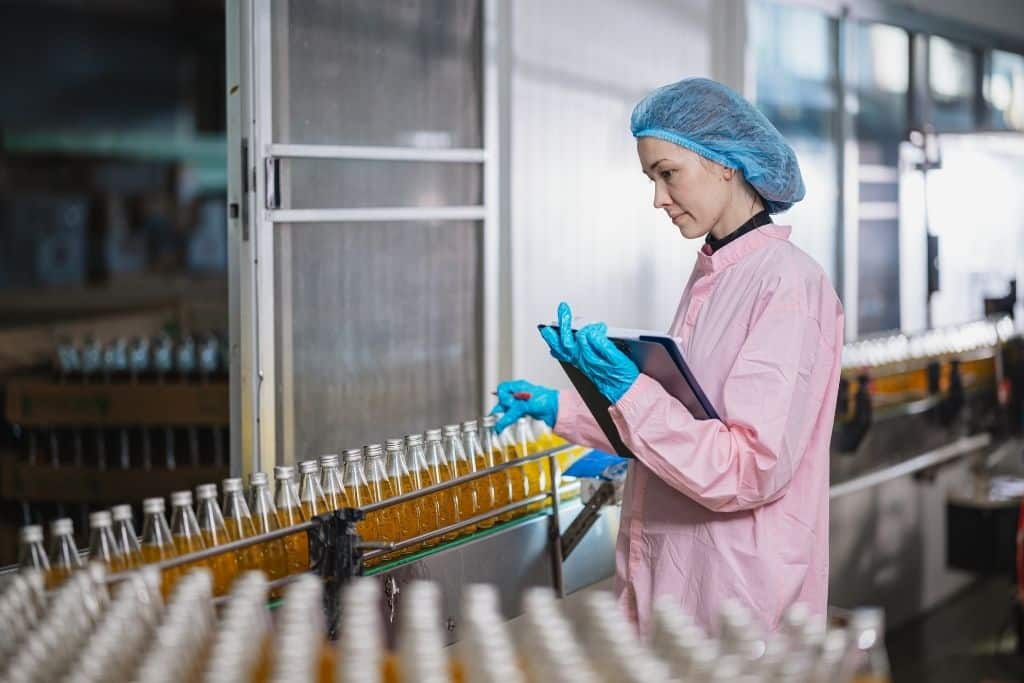 Certificazioni per la produzione alimentare a Dubai - requisiti, standard e permessi obbligatori