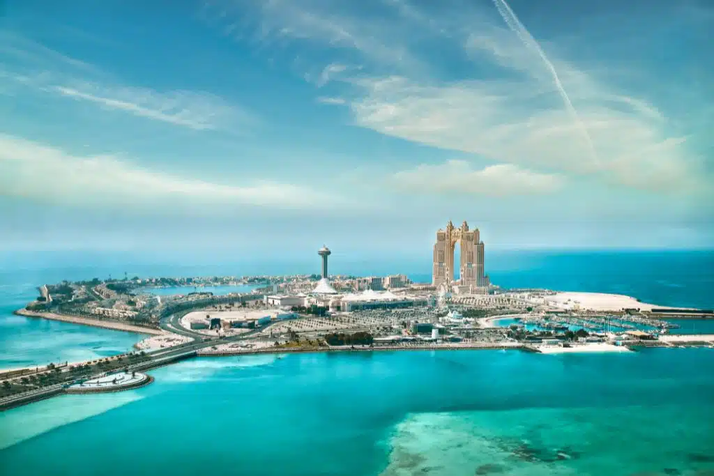 Normativa sulla telemedicina a Dubai - regole, licenze e requisiti per operare nel settore digitale sanitario
