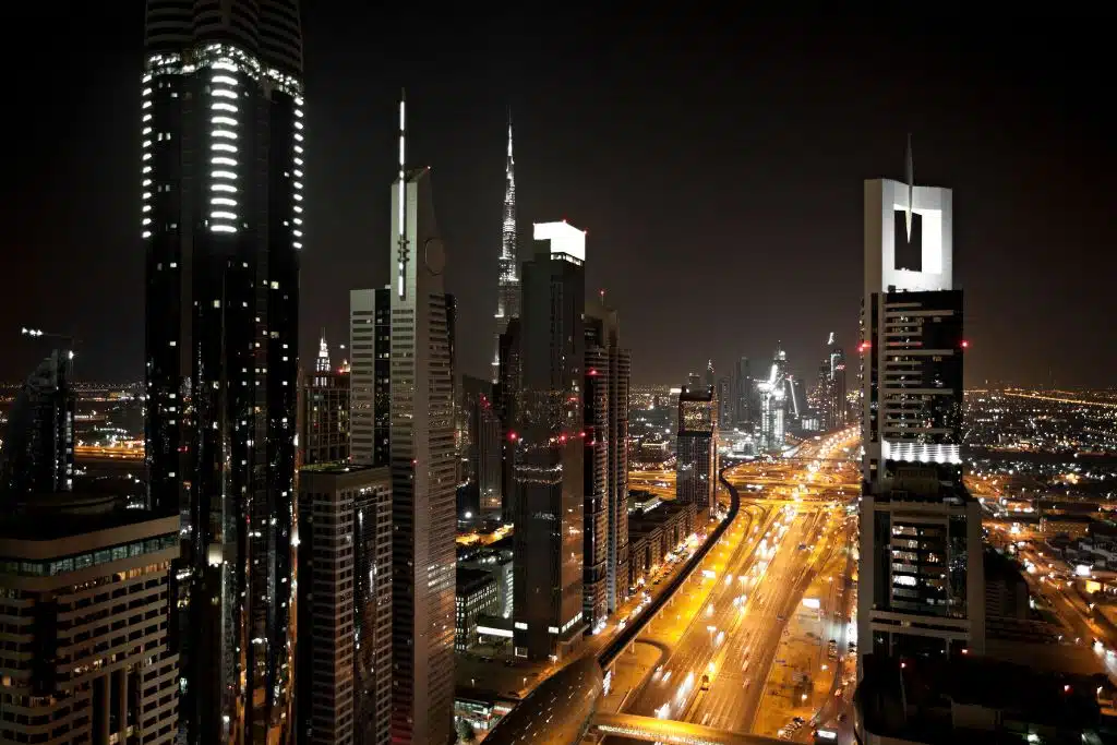 Tokenizzazione di asset reali a Dubai - come funziona, normative e opportunità di investimento