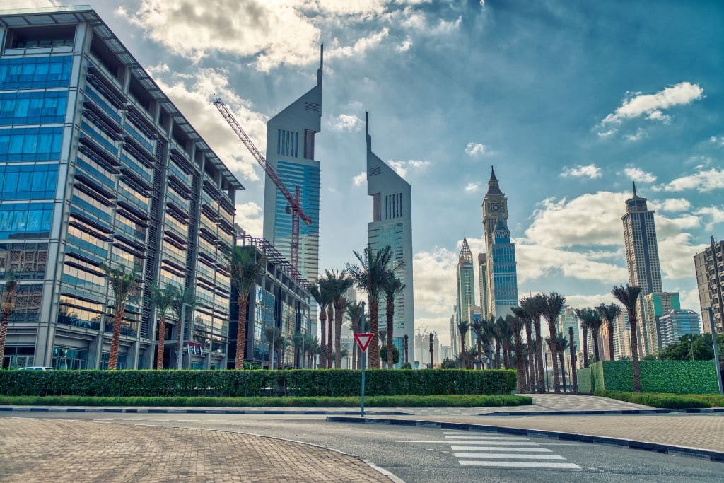 Clausola di non concorrenza a Dubai - come funziona, validità e limiti previsti dalla legge del lavoro