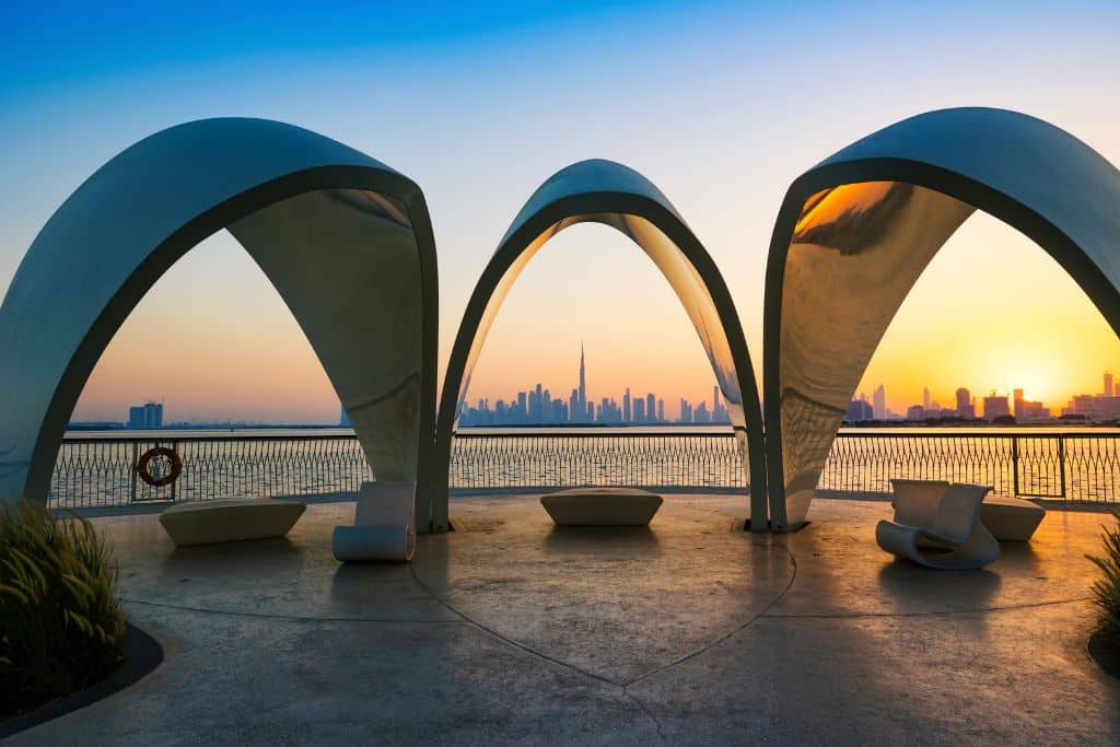 Traduzione documenti per uso a Dubai - cosa sapere prima di partire